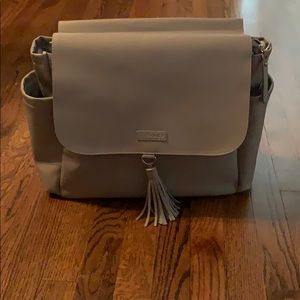 Skip hop Greenwich convertible backpack diaper bag